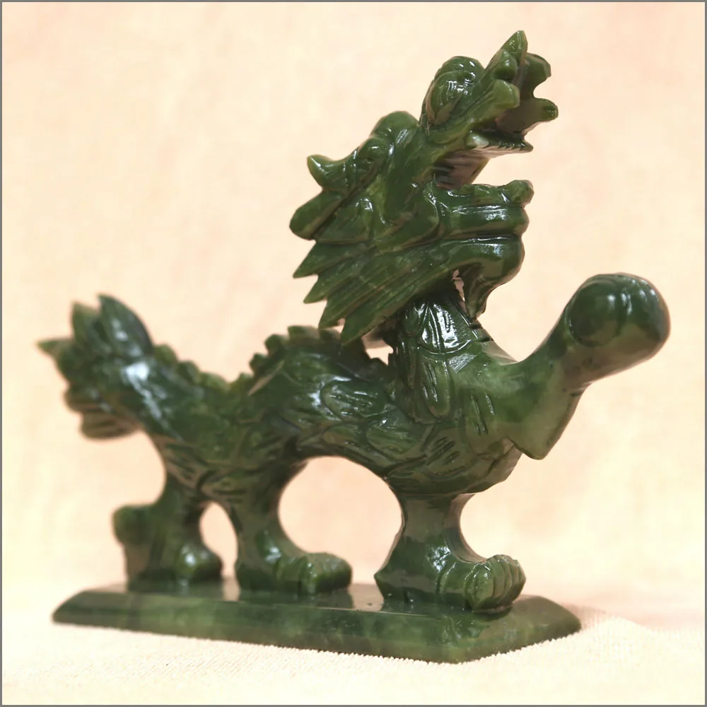 出售礼物中国玉龙雕刻雕像亚洲灵感翡翠