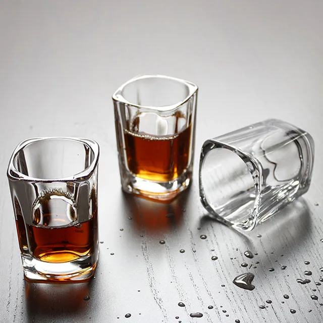 2023 Stocked 2 Oz Wholesale Square Shot Glass/high Quality Mini Shot