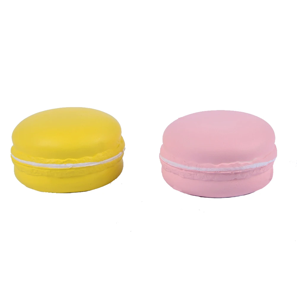 new item hot sell simulated squishy medium pink,yellow macaron squishy