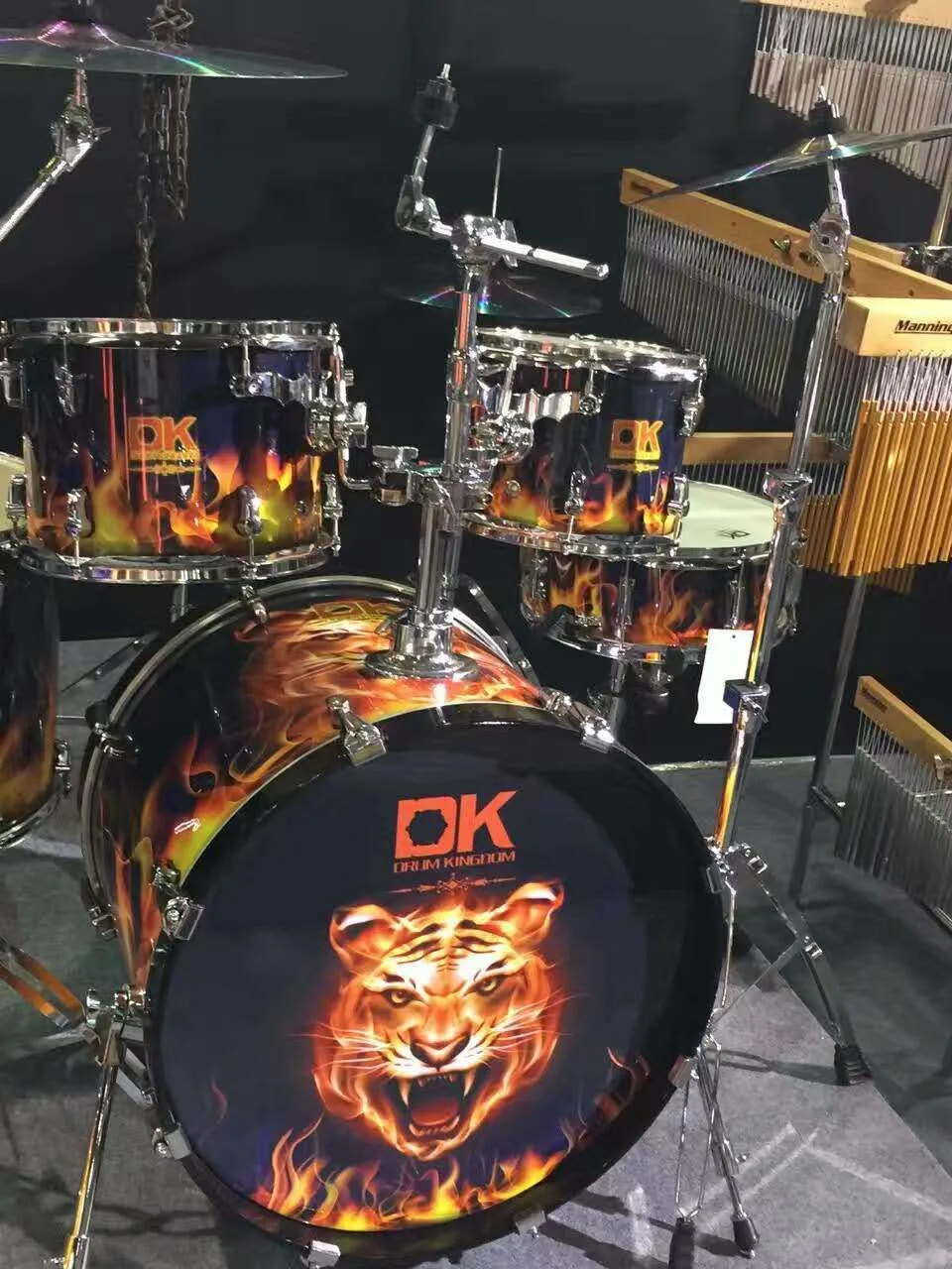 Centennial Professional Painting Lacquer 5pcs Drum Set With Chrome