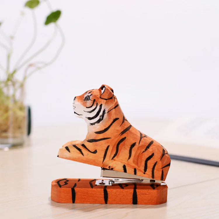 animal stapler 04.png