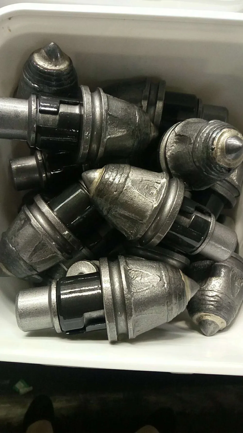 Rock Drilling Core Barrels With Roller Bits For Drill Road Construction