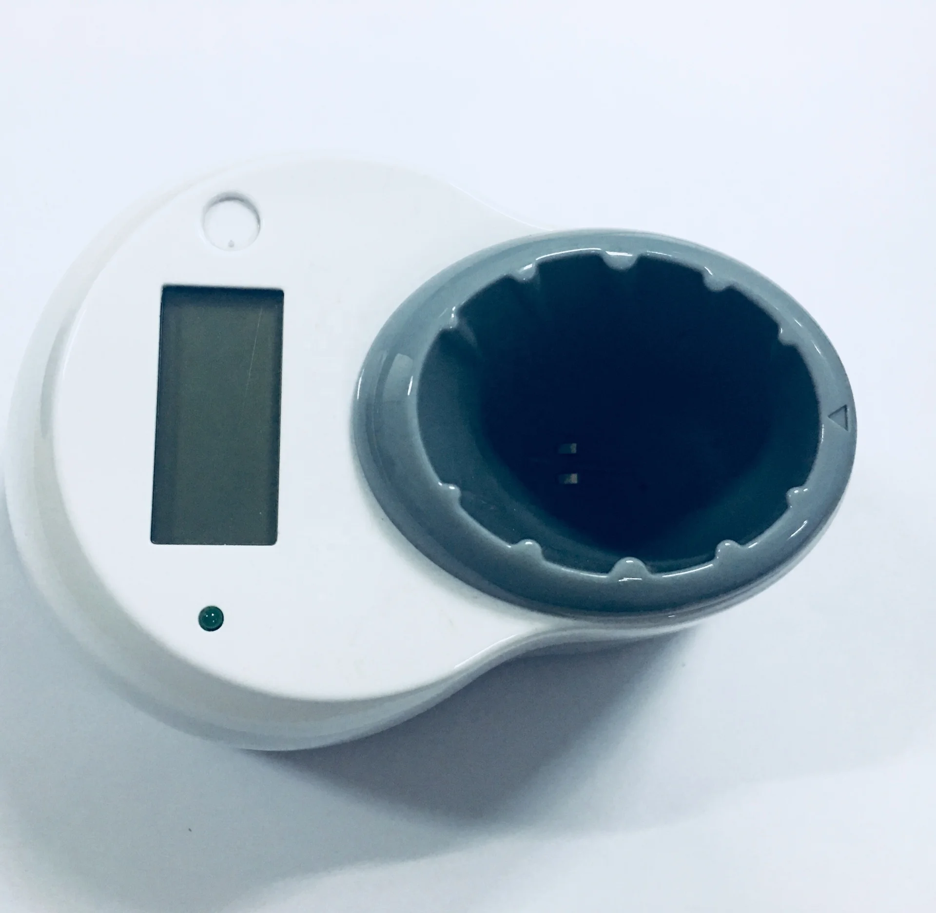 LED70 charging base.png