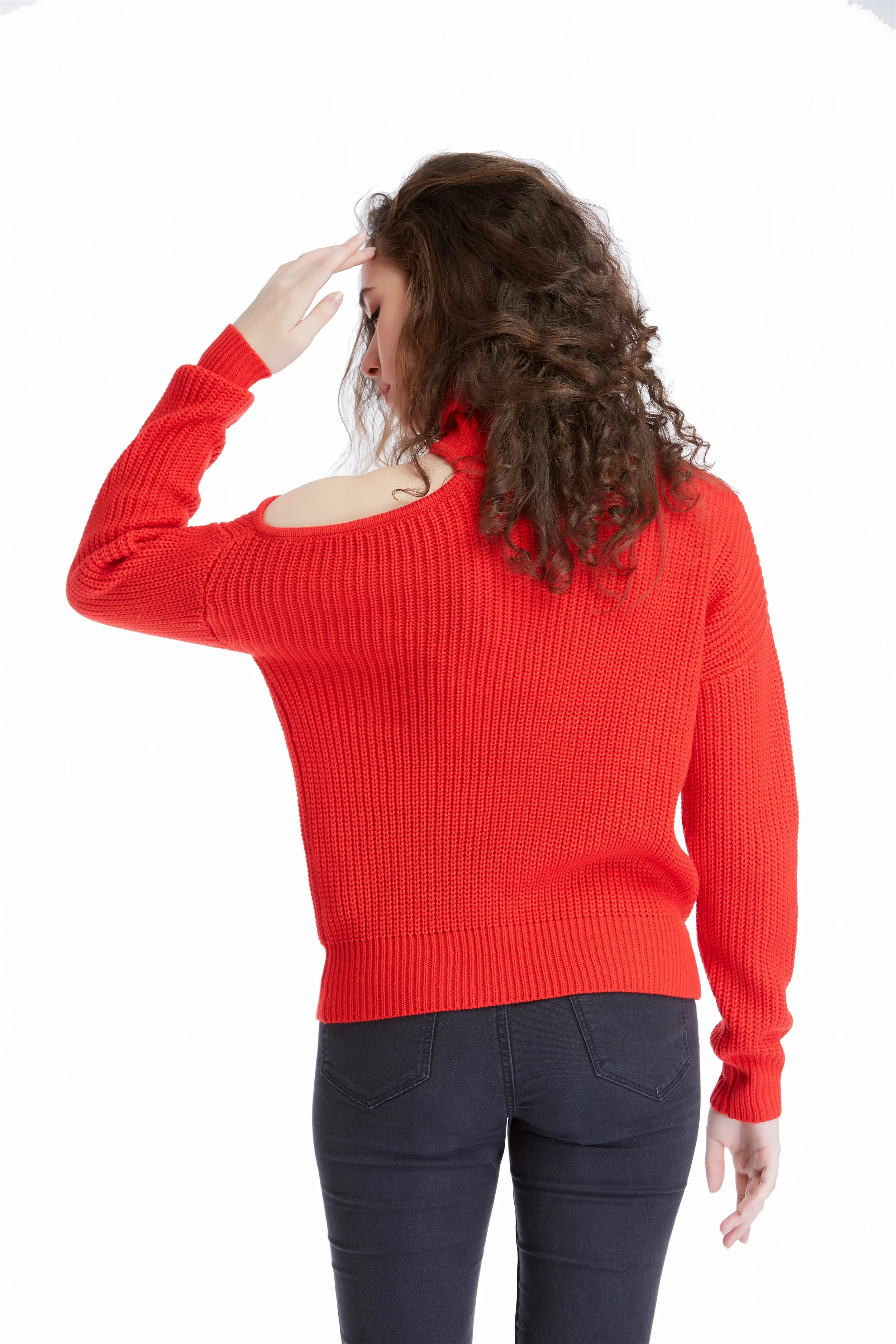 红色适合日常生活 oem 服务最流行的冷肩毛衣高领针织长袖套头衫为