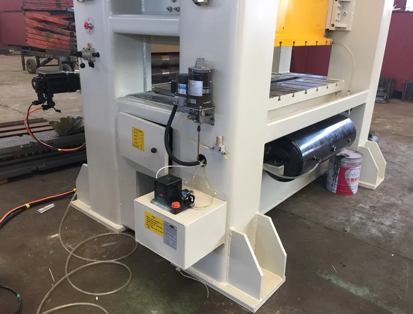 perforated mesh machine 5.png