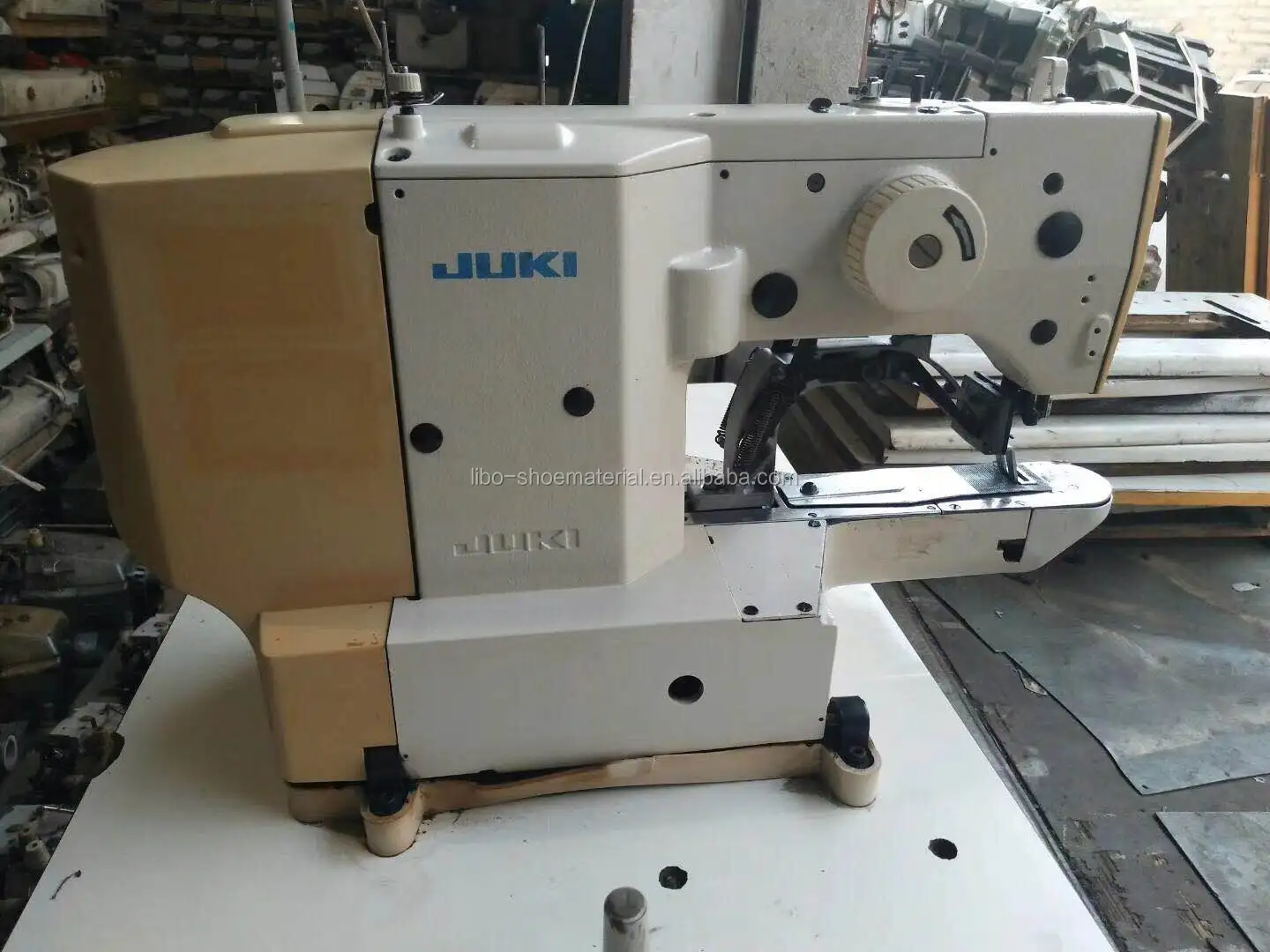 Used Sewing Machine Japan 781 Single Needle Industrial Button Hole Used