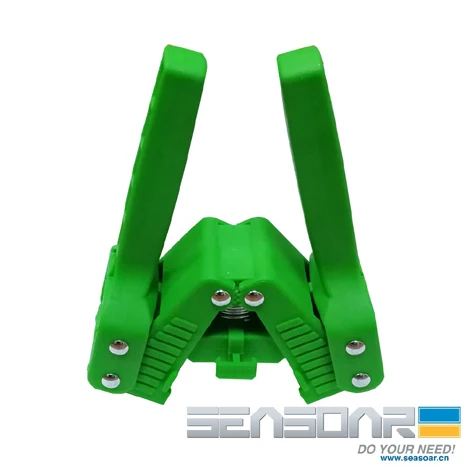 plastic  capper 2s.jpg