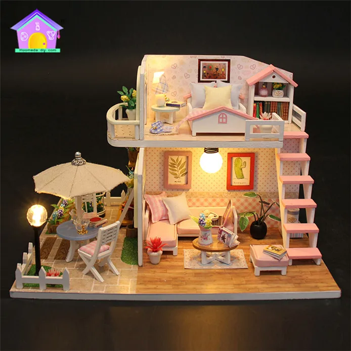 M033 Diy Doll House Kids Wooden Doll House Wooden Toy Miniatures Wholesale