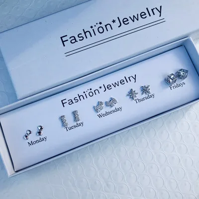 stud earrings (7).jpg