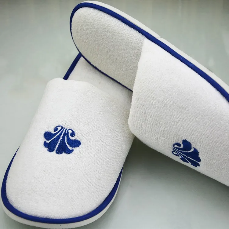 disposable hotel bathroom slippers