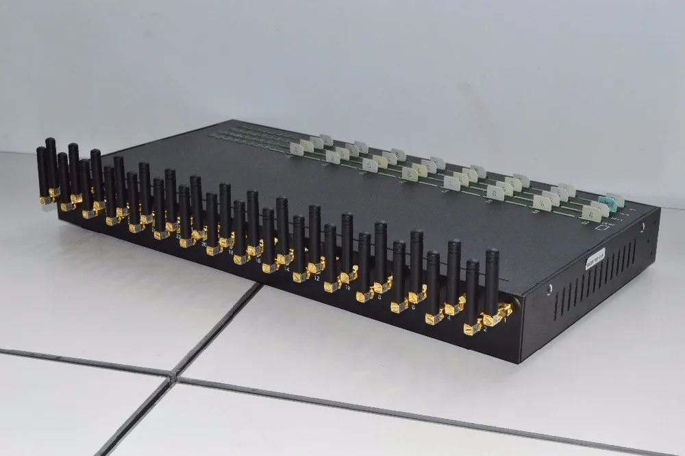 Quectel M26/m35/m95 Module 32 Port 32 Sim Card Modem Pool Voip Gsm ...