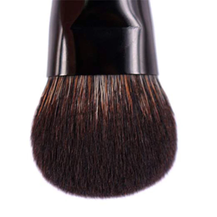 makeup brush.jpg