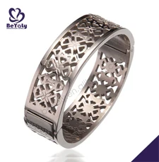 Cheap stainless steel white ceramic beads bracelet