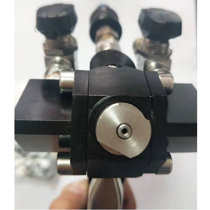 Two Component Polyurethane Pu Foam Spray Injection Gun Buy