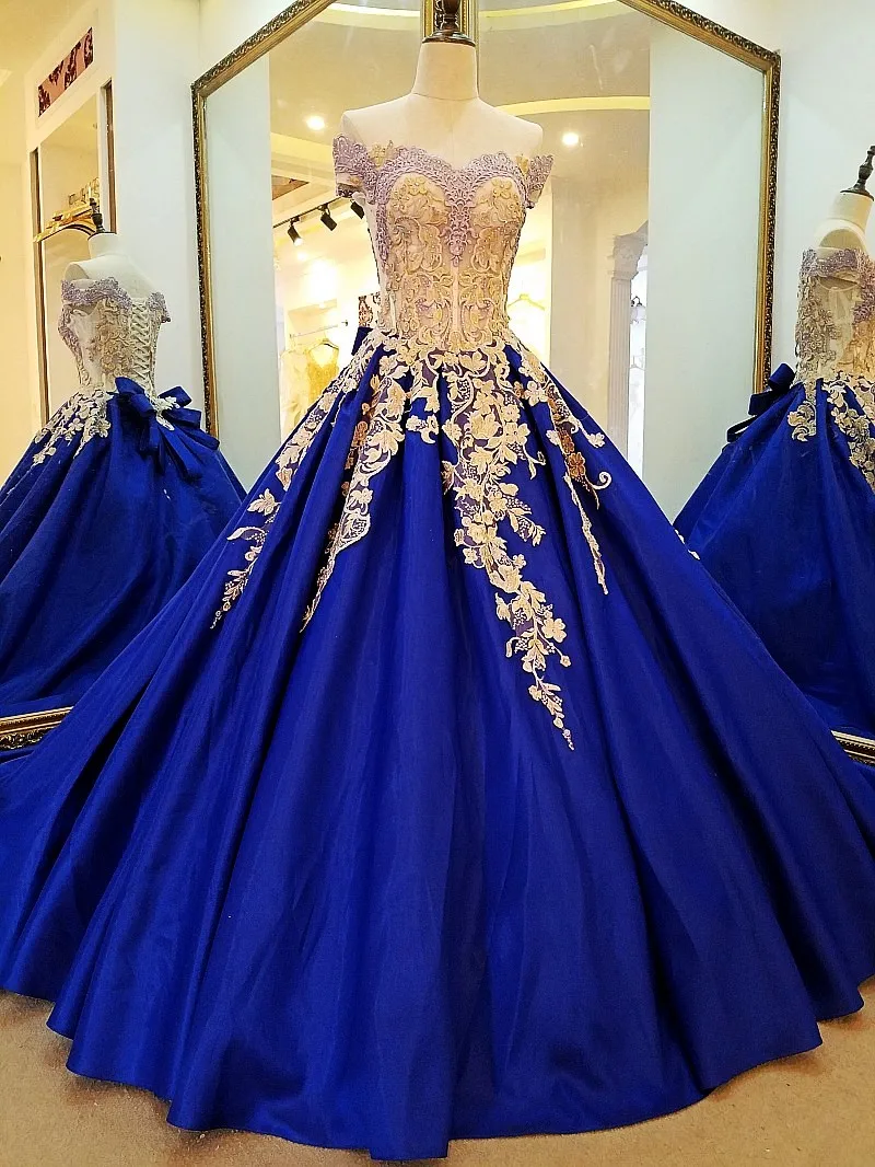 Blue Wedding Gown With Sleeves | wedding