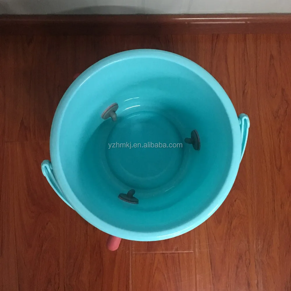 8l Calf Feeding Milk Bucket With 3 Food Grade Material Feeding Nipples