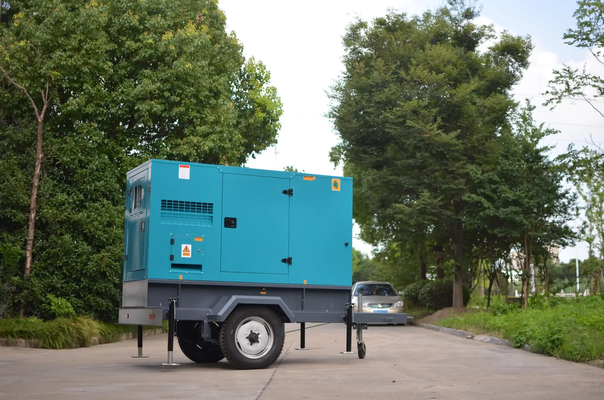 Trailer Mounted Super Silent 60 Kw Mobile Diesel Generator With Cummins