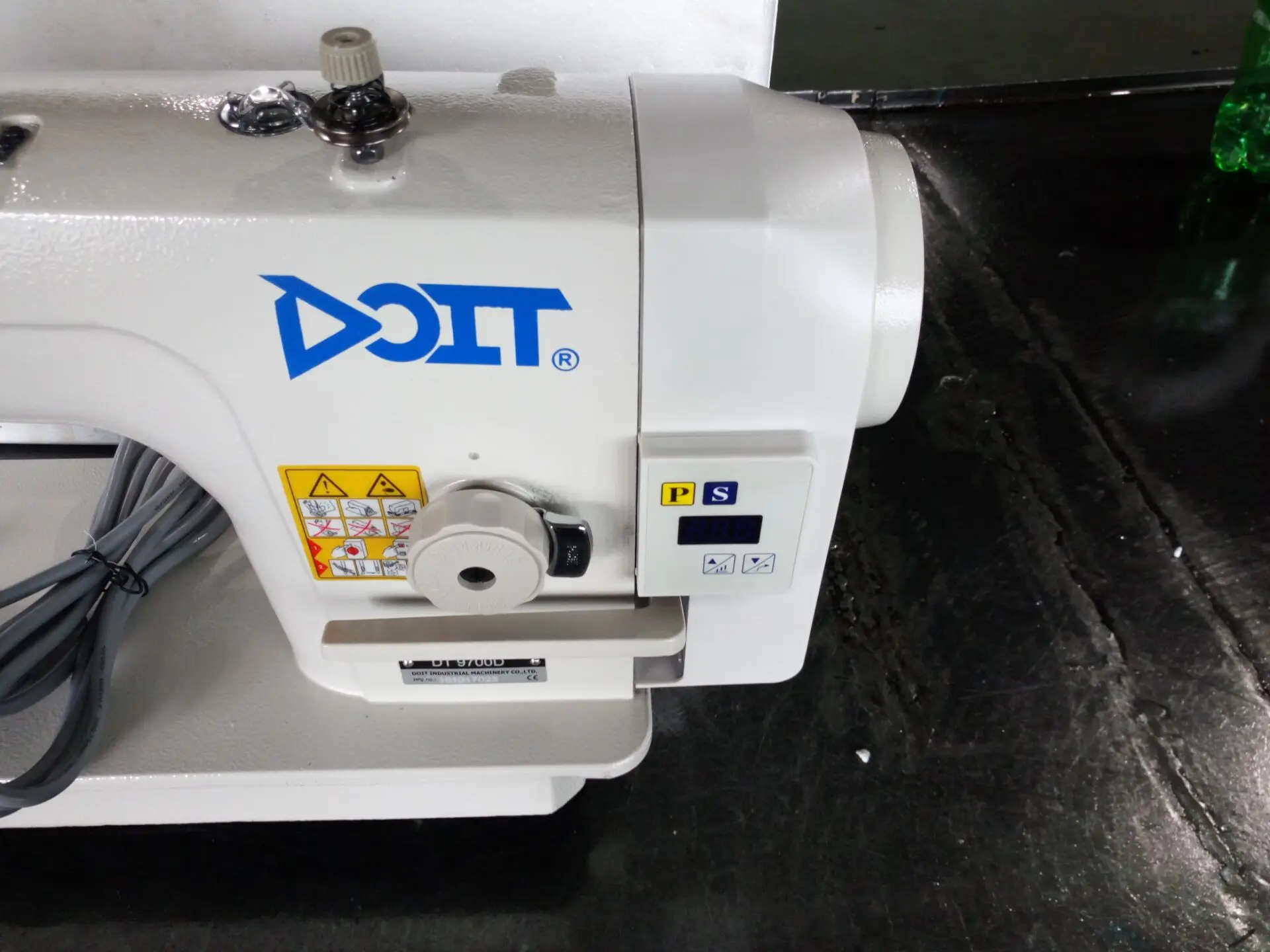 DT9700D DOIT direct drive single needle lockstitch industrial sewing machine price