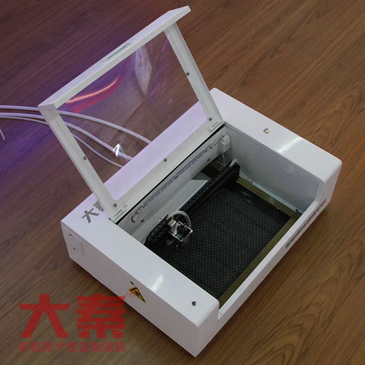 High Speed Top Quality Screen Protector Cutting Laser Machine For