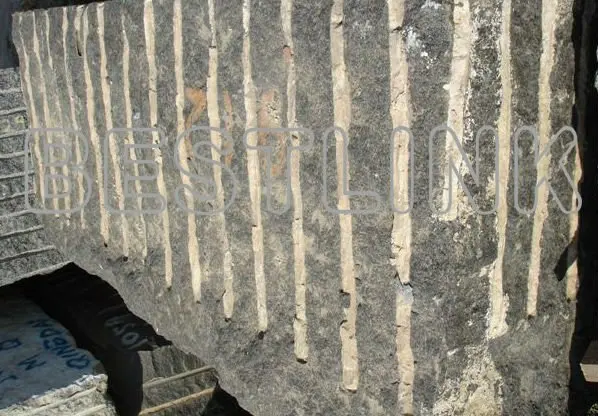 blocks cutting 01.jpg