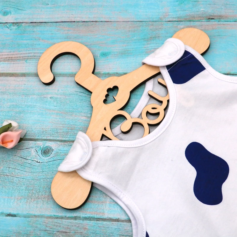kids cloth hanger