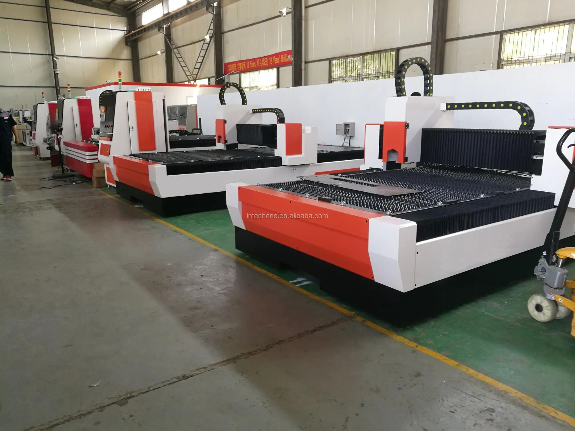 1530 Advanced Metal Tube And Plate Galvanized Steel Sheet Metal Laser Cutting Machine Price