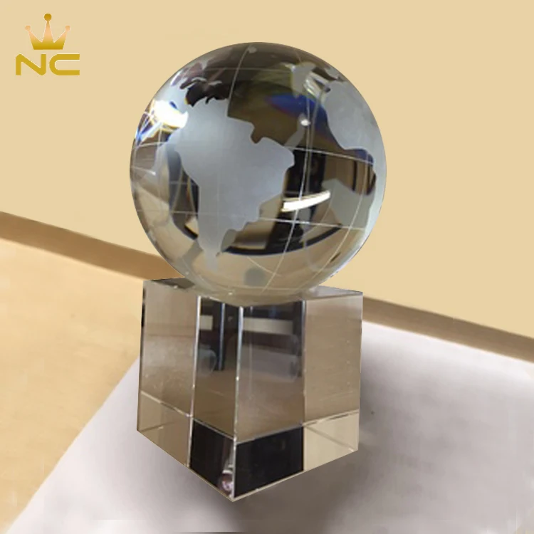 CHH 95520 80 mm Etched Crystal World Globe On Square Shaped Base Clear 