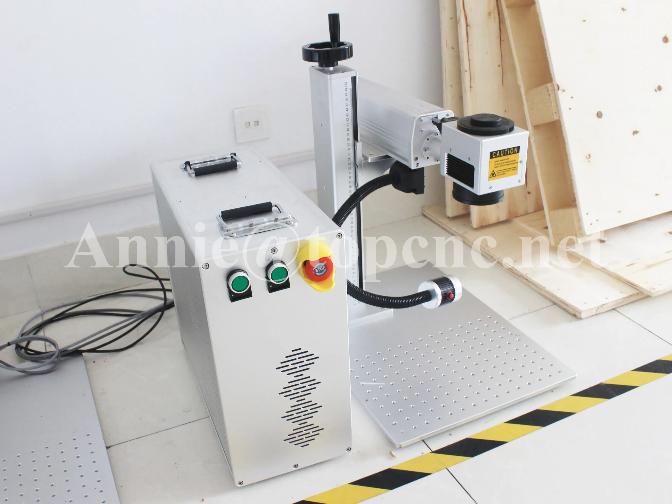fiber laser marking machine.jpg
