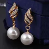 YWMT 2019 Wholesale Pearl Spiral Jewelry Edition Simple Earrings Necklace Set For Women