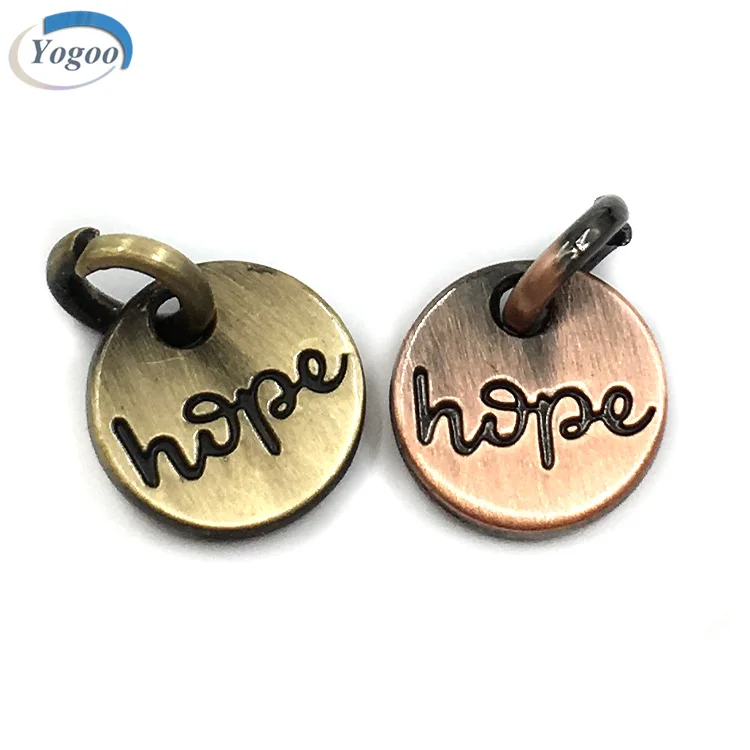 Different Colors Round Custom Made Charms Engraved Logo Metal Jewelry