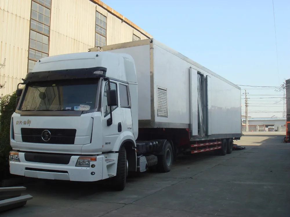 这种移动屠宰车的容量约为15头牛,30头猪或200只羊.