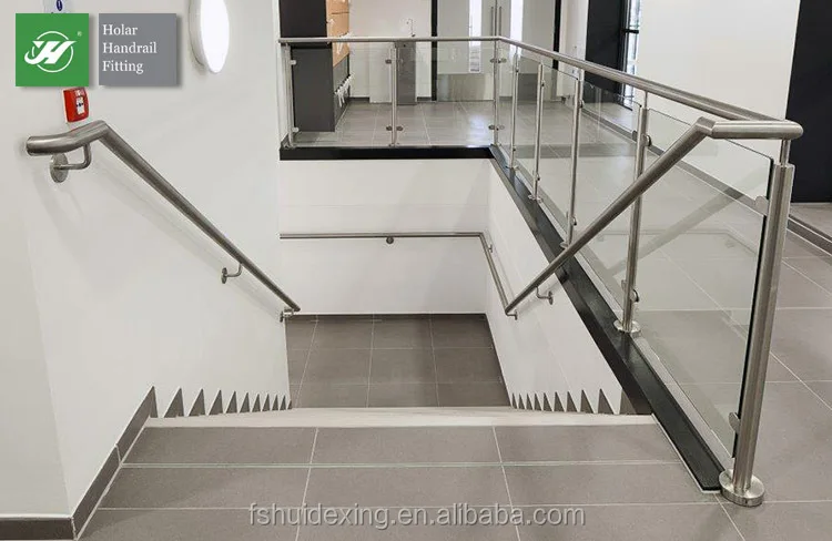 Stair-from-Ground-to-Gym-and-Dance-Studio