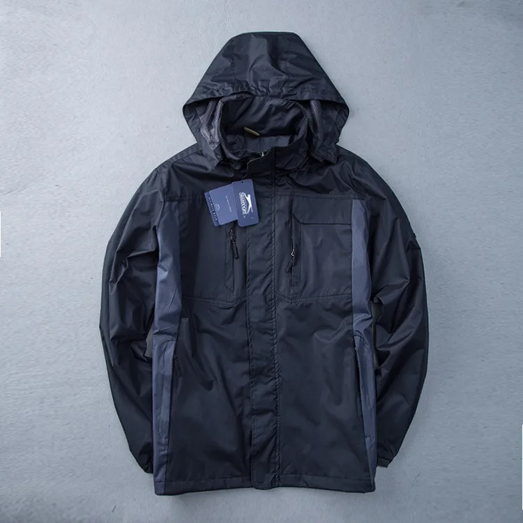 Custom Outdoor Waterproof Breathable Windbreaker / Lightweight