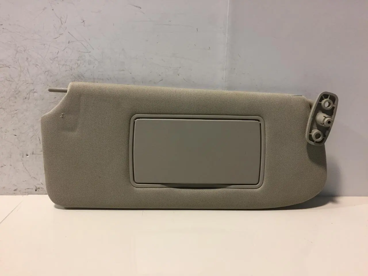 2006 nissan sentra sun visor replacement