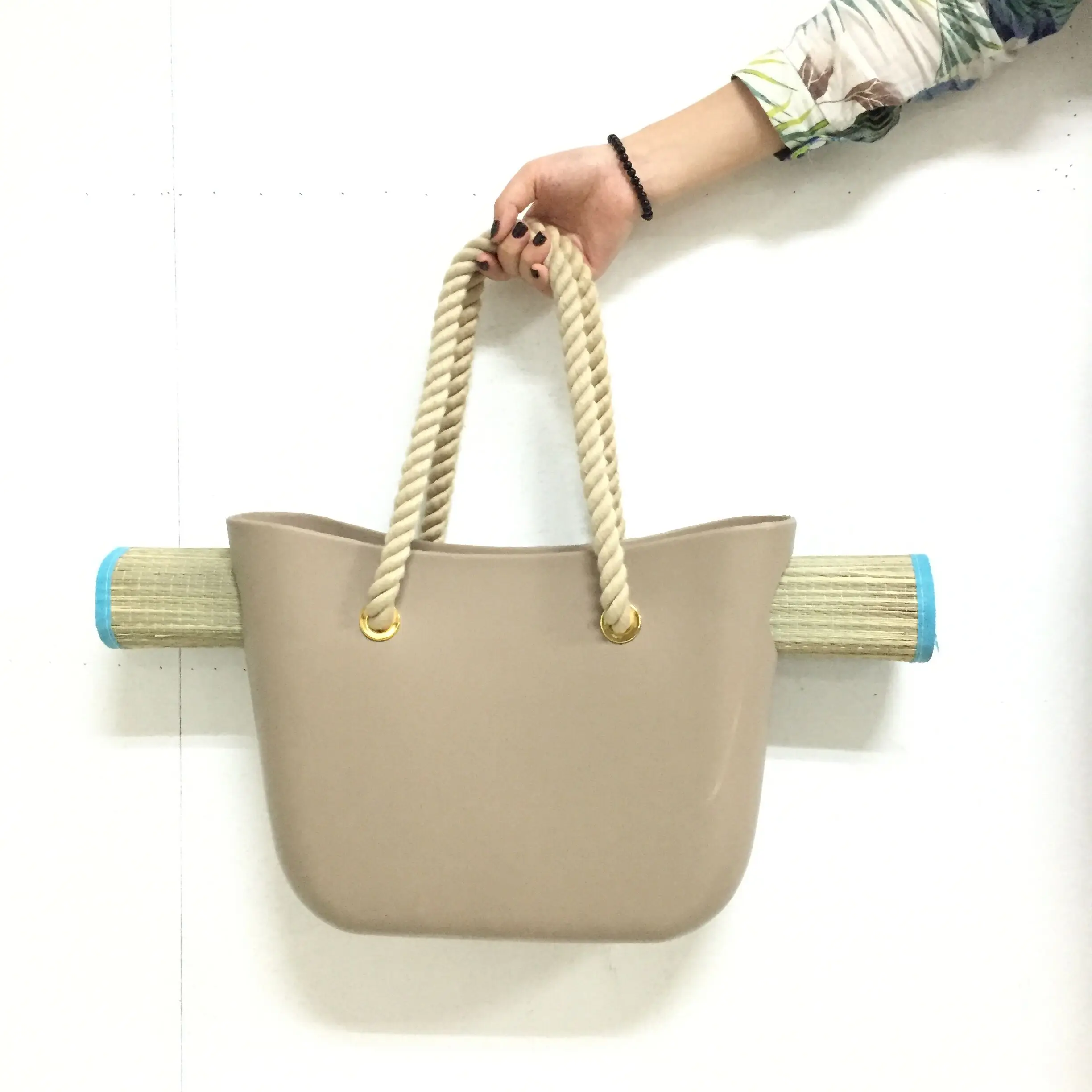 beach bag with mat