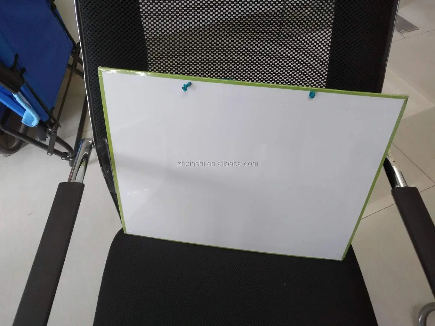 magnetic white board