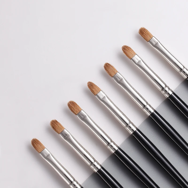 brush makeup.jpg