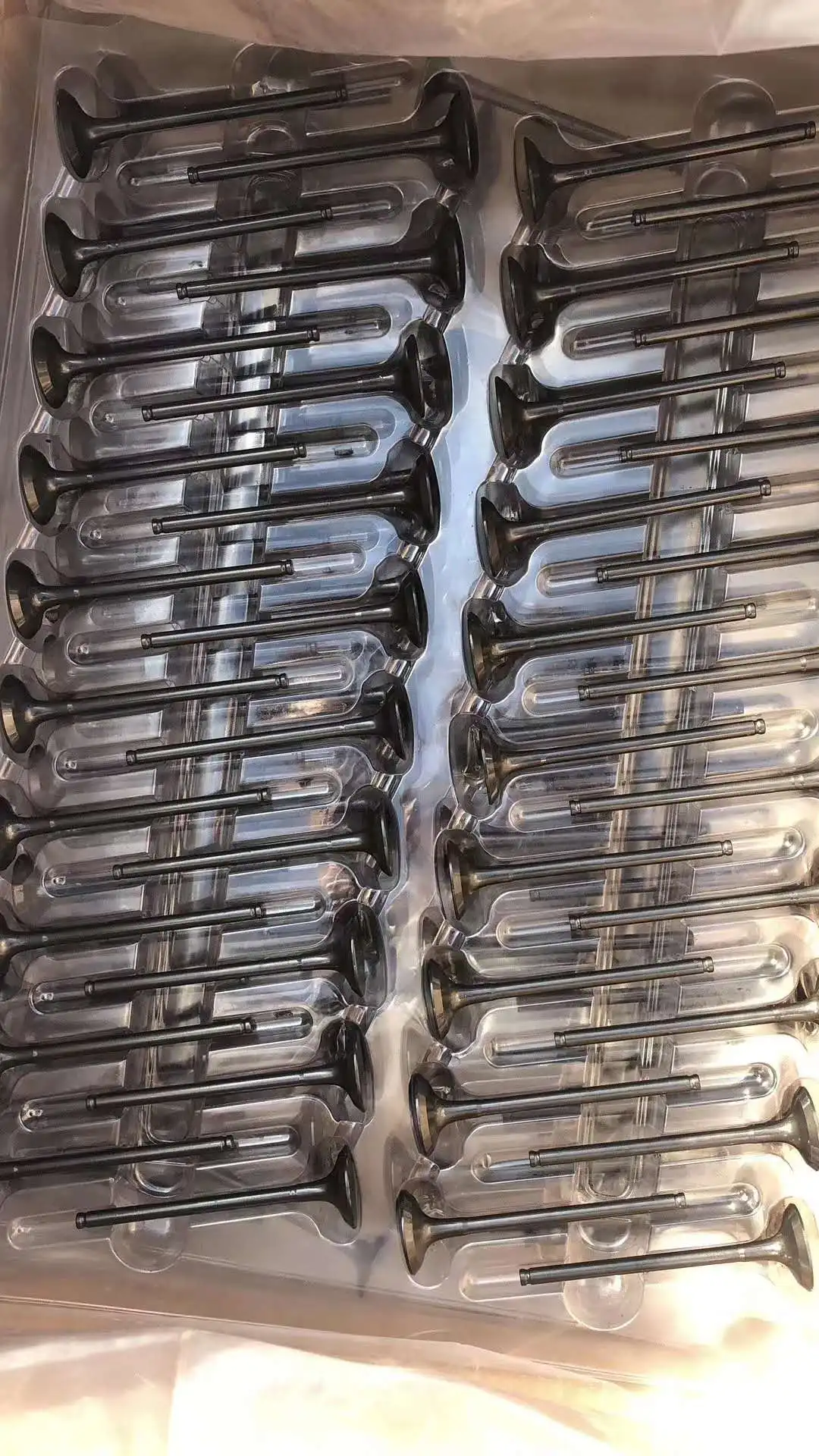 Factory Price Engine Intake Valvels Exhaust Valves Oem Oe 1371175110