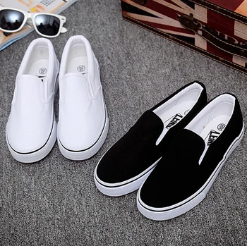 white plain canvas shoes