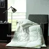 microfibre polyester filling down alternative quilt blanket throw at cheap prices