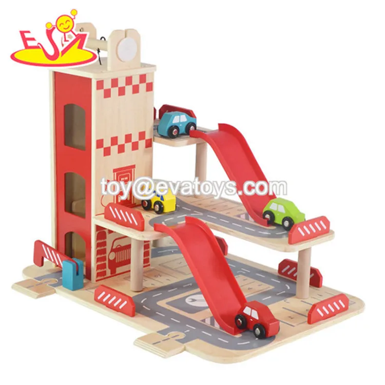 2019 New hottest kids wooden toy parking garage with elevator W04B080