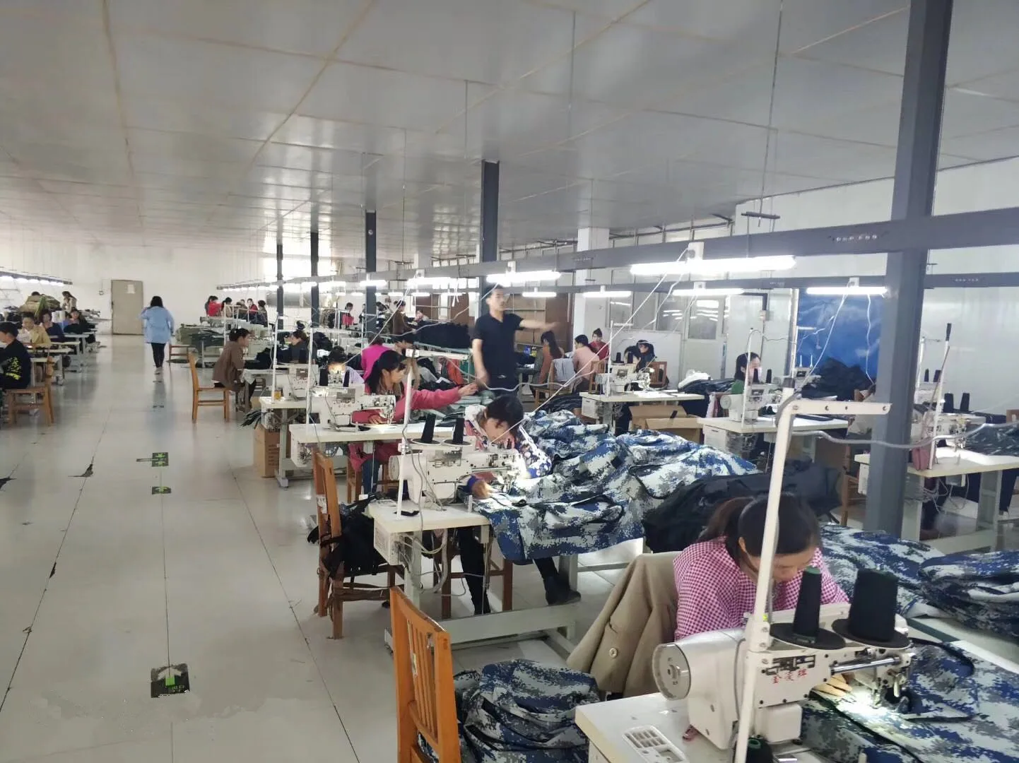 Çok fonksiyonlu taktik pantolonlar. avantajları Çok fonksiyonlu taktik pantolonlar. avantajları