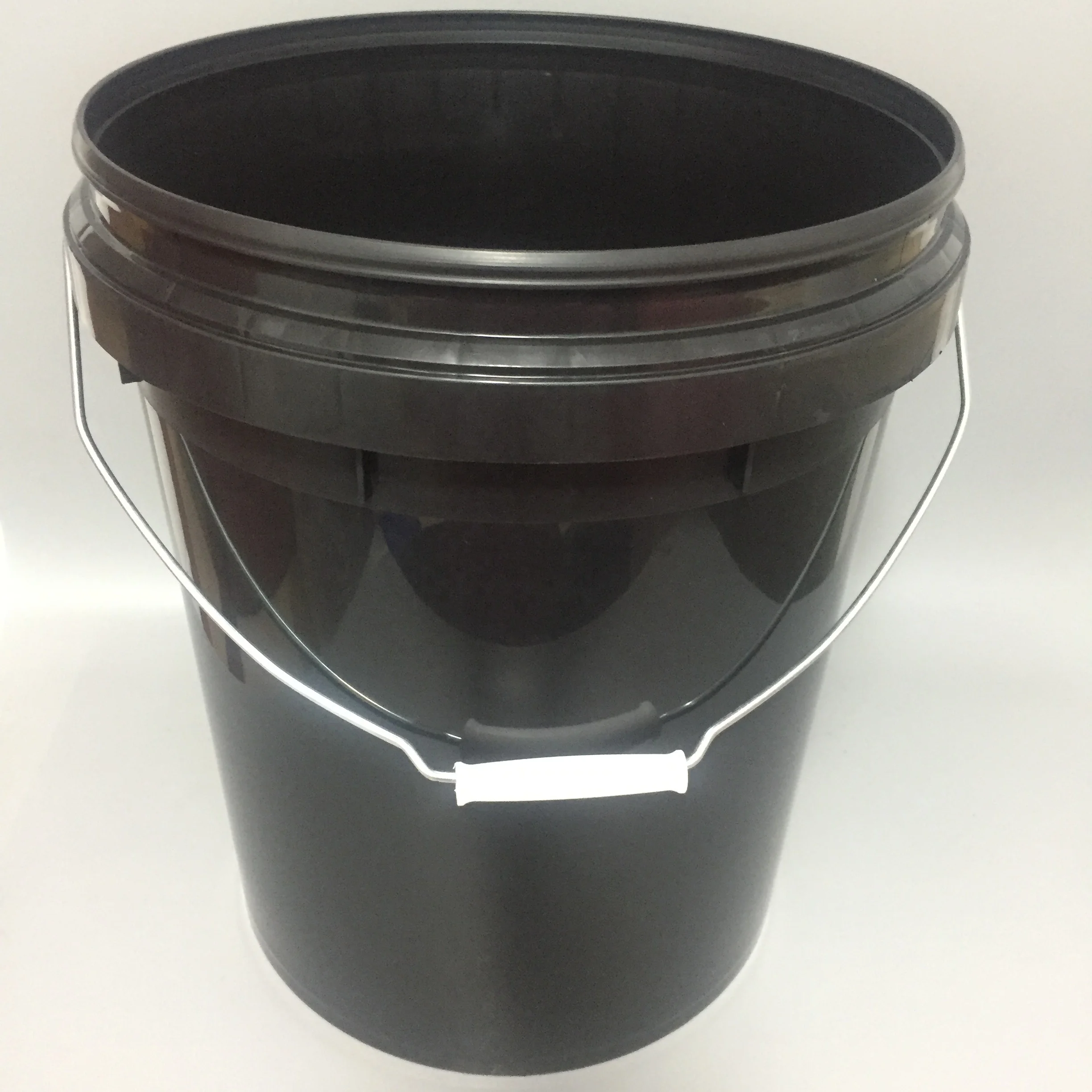 5 Gallon 20l Plastic Pp Bucket Pail Lubricant With Lid And Metal