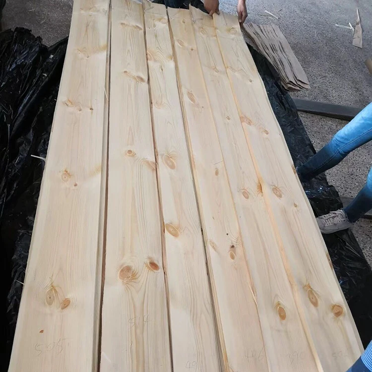 Knotty Pine Veneer CC 3.jpg
