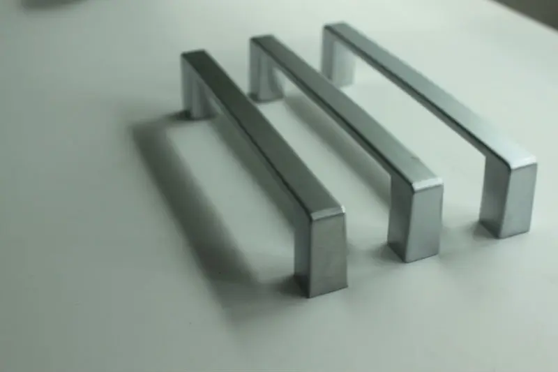 Manija Cromo De Aleación De Zinc Para Gabinete De Cocina Tiradores Para