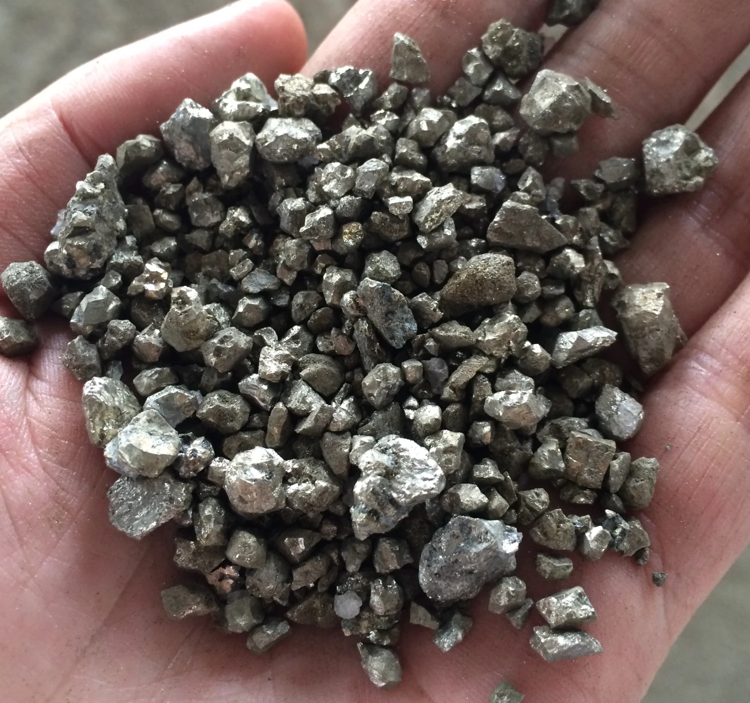 
Iron pyrite stone In High Quality For Sale(3-10mm) 