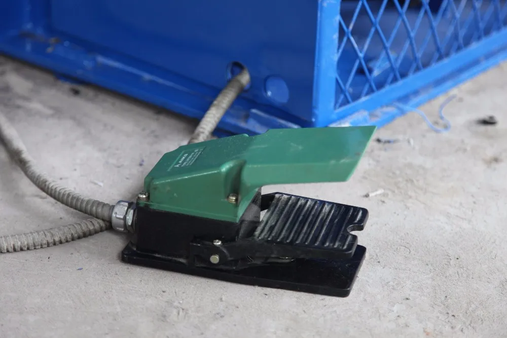 Vertical Hydraulic Press for Bladesmith Press Machine