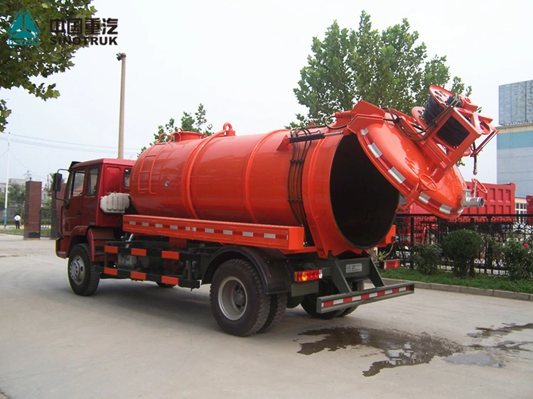 sweage suction truck (7).jpg