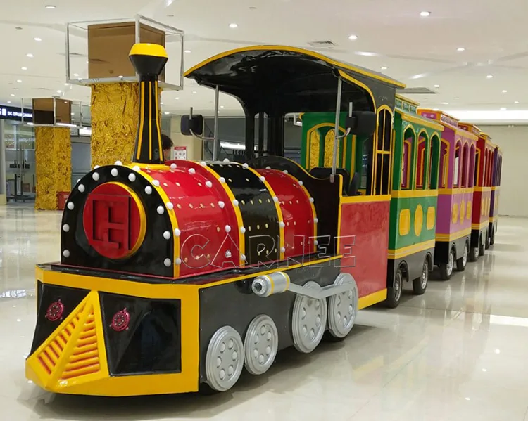 01-shopping-mall-train