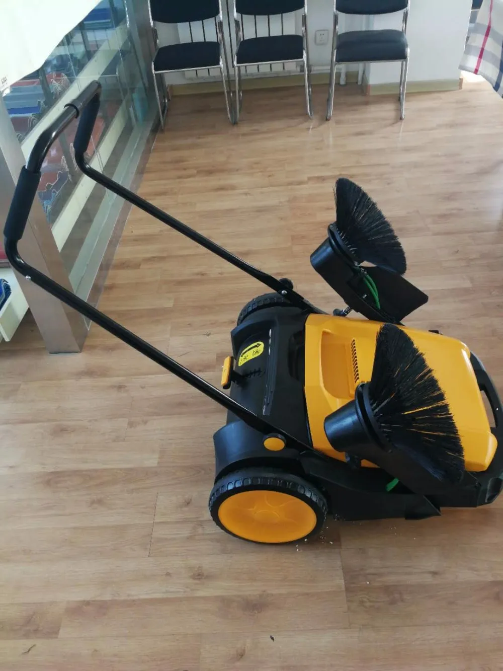 Handy Helper Broom Side Brush Vacuum Cleaner Leaf Vacuum Cleaners